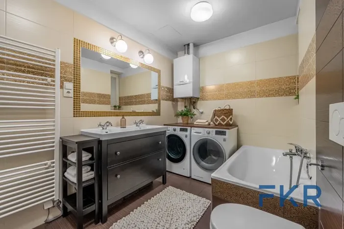 Prodej bytu 2+1, Praha - Holešovice, U průhonu, 81 m2