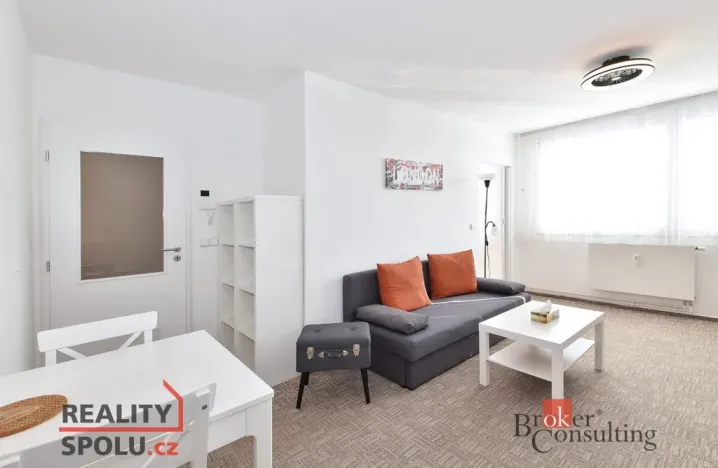 Pronájem bytu 2+kk, Praha - Bohnice, Poznaňská, 43 m2