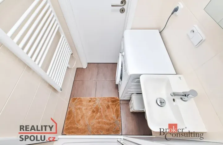 Pronájem bytu 2+kk, Praha - Bohnice, Poznaňská, 43 m2