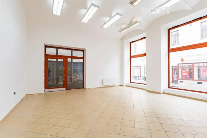 Pronájem obchodního prostoru, Šumperk, Hlavní třída, 116 m2