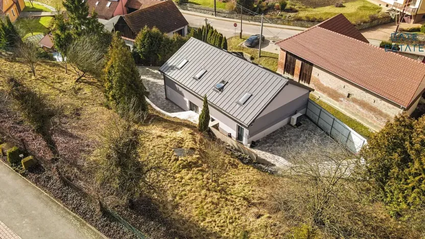 Prodej rodinného domu, Černotín, 249 m2