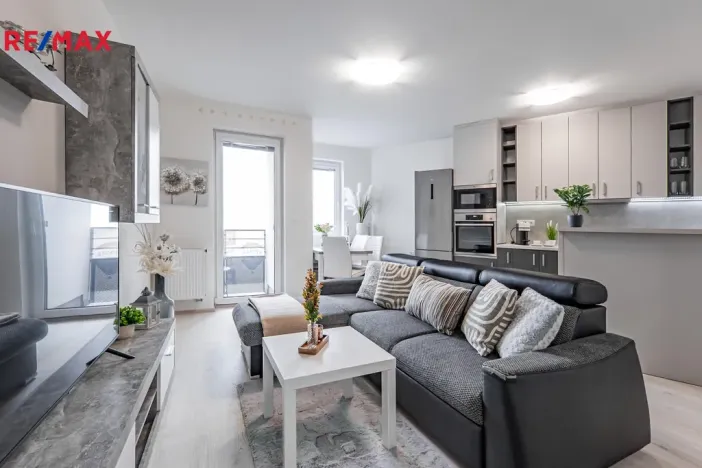 Prodej bytu 1+kk, Praha - Letňany, Miroslava Hajna, 48 m2