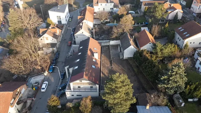 Pronájem apartmánu, Praha - Hloubětín, Aloisovská, 340 m2