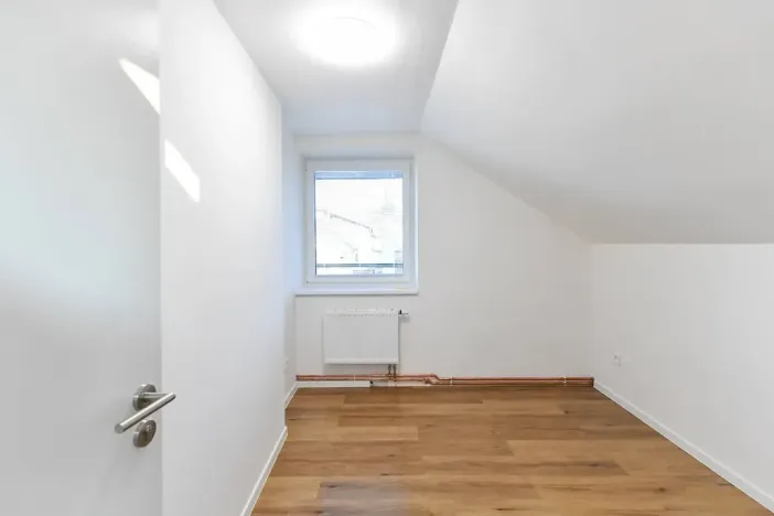 Pronájem apartmánu, Praha - Hloubětín, Aloisovská, 340 m2