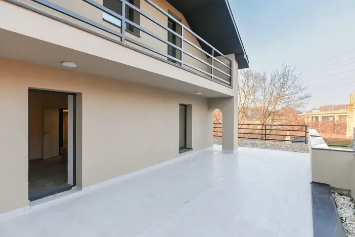 Pronájem činžovního domu, Praha - Hloubětín, Aloisovská, 340 m2