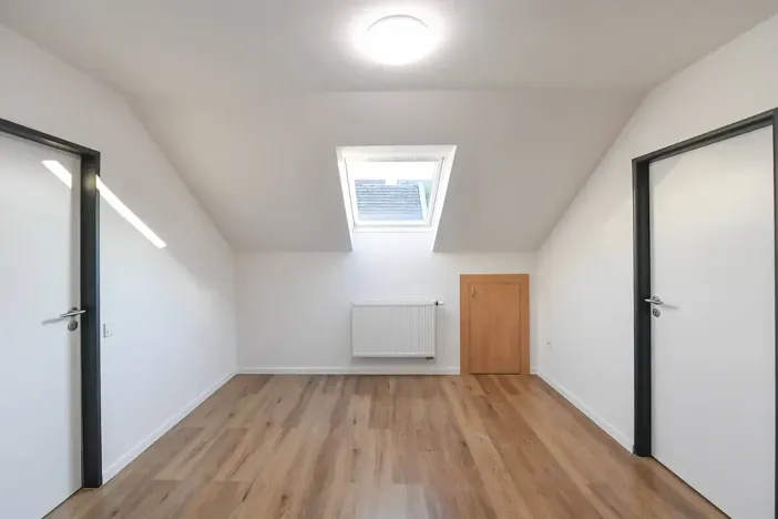 Pronájem činžovního domu, Praha - Hloubětín, Aloisovská, 340 m2