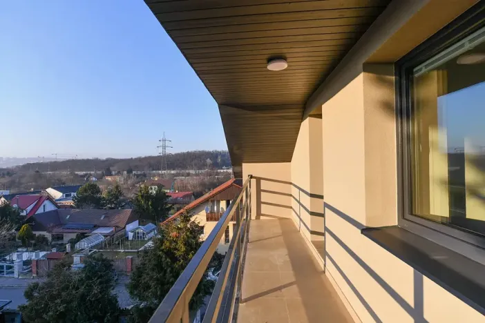 Pronájem ubytování, Praha - Hloubětín, Aloisovská, 340 m2