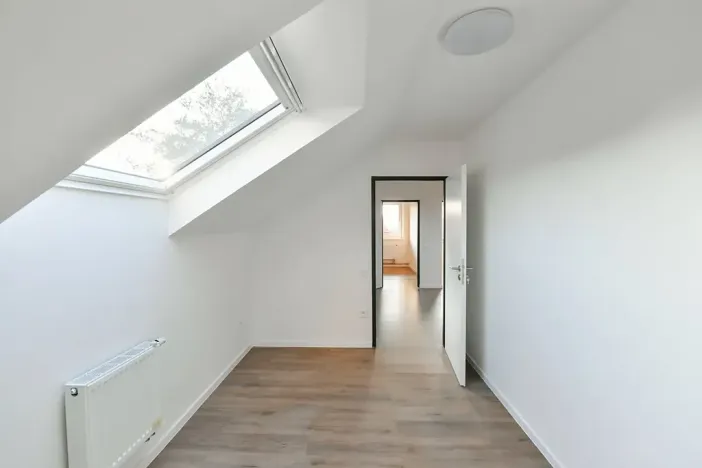 Pronájem ubytování, Praha - Hloubětín, Aloisovská, 340 m2