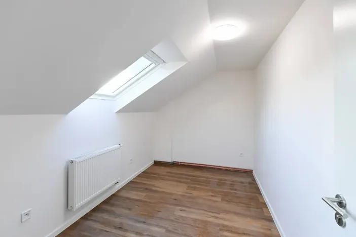 Pronájem ubytování, Praha - Hloubětín, Aloisovská, 340 m2
