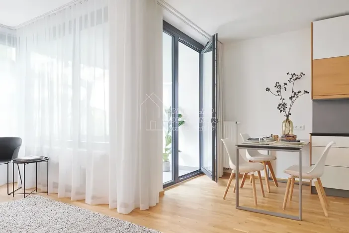 Pronájem bytu 1+kk, Praha - Střížkov, Střížkovská, 43 m2