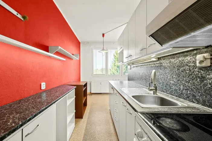 Prodej bytu 3+1, Studená, Komenského, 74 m2