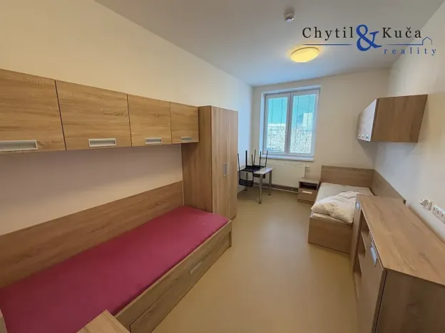 Prodej ubytování, Otrokovice, Objízdná, 3641 m2