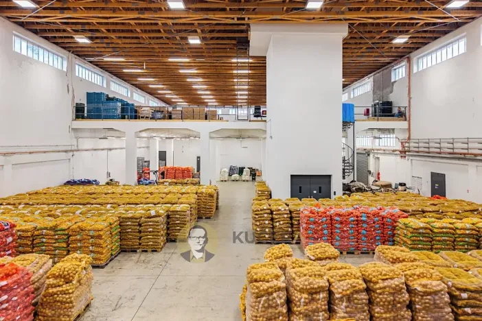 Prodej skladu, Kostelec nad Labem, Neratovická, 3457 m2