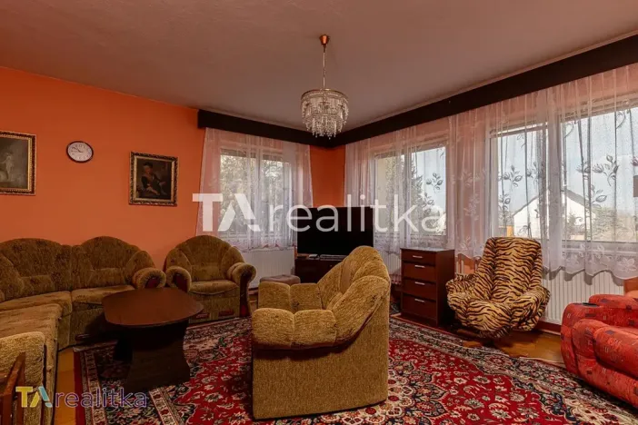 Prodej rodinného domu, Střítež, 250 m2