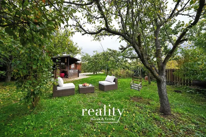 Prodej rodinného domu, Hodonice, 480 m2