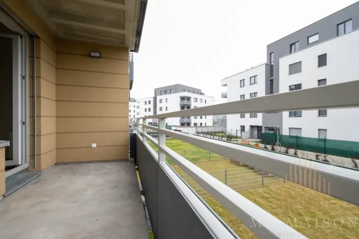 Pronájem bytu 2+kk, Praha - Vysočany, Svatošových, 58 m2