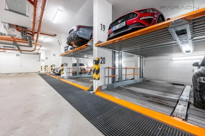 Pronájem bytu 3+kk, Praha - Břevnov, Radimova, 118 m2