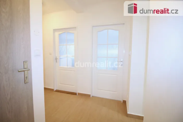 Pronájem bytu 2+1, Praha - Radotín, Plánická, 60 m2