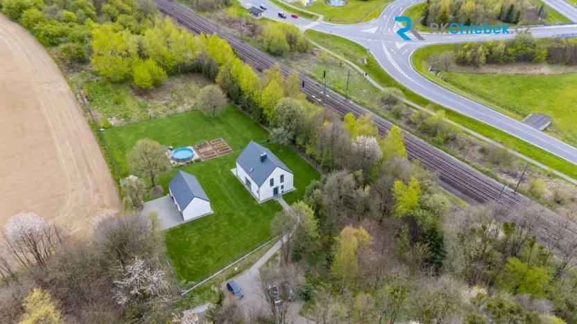 Prodej rodinného domu, Návsí, 147 m2
