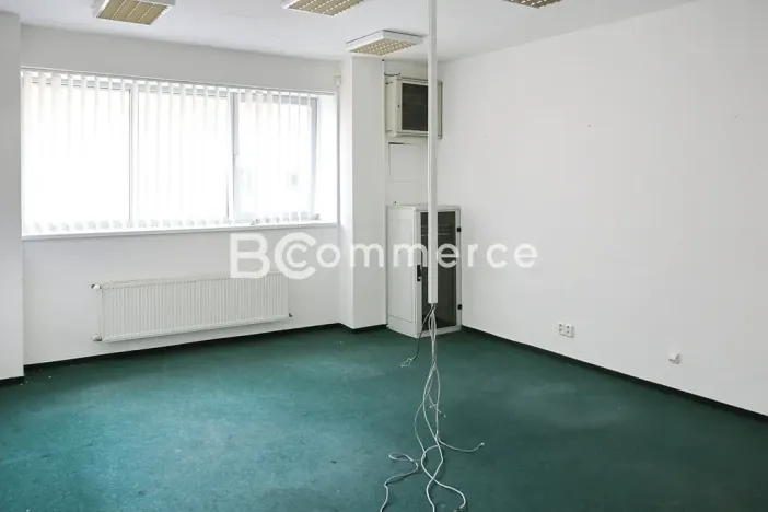 Pronájem skladu, Brno, 1055 m2