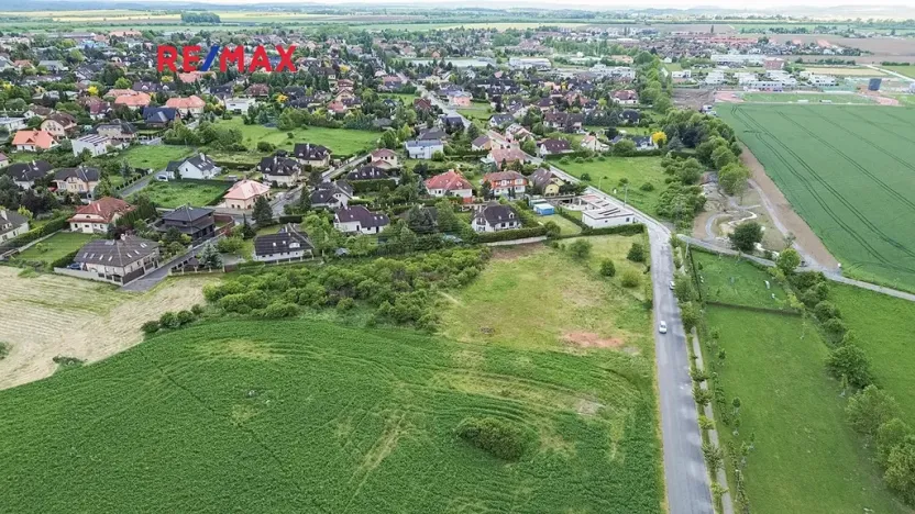 Prodej pozemku, Jesenice, 4757 m2