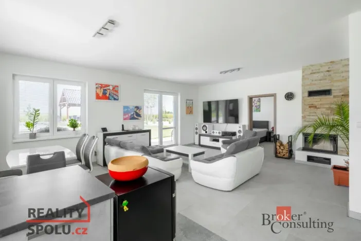 Prodej rodinného domu, Brandýsek, Nad Vodojemem, 196 m2