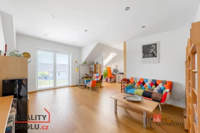 Prodej rodinného domu, Brandýsek, Nad Vodojemem, 196 m2