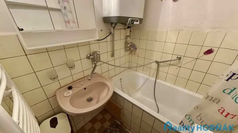 Prodej bytu 3+1, Dražíč, 56 m2