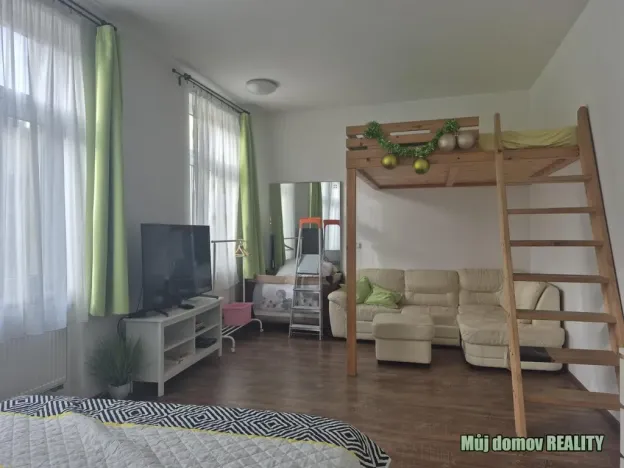 Pronájem bytu 3+kk, Praha - Karlín, Křižíkova, 74 m2