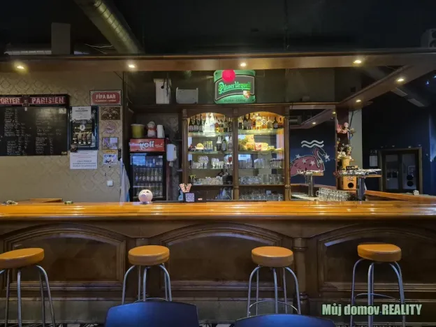 Pronájem restaurace, Praha - Letňany, Třinecká, 124 m2
