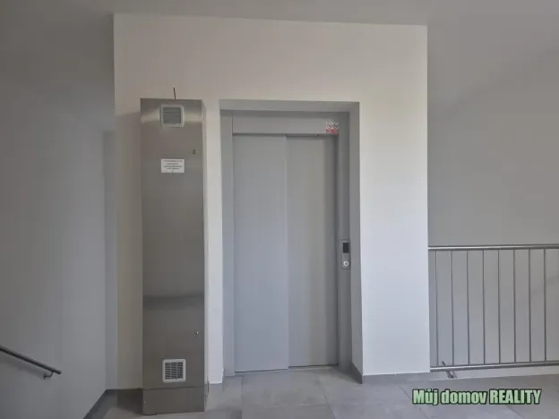 Prodej bytu 2+kk, Praha - Pitkovice, V Pitkovičkách, 39 m2