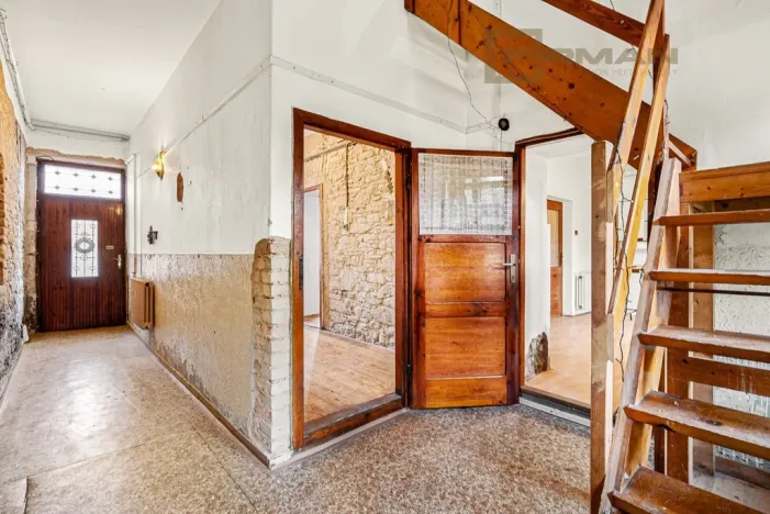 Prodej rodinného domu, Kostelec nad Labem, nám. Pod Martinem, 135 m2