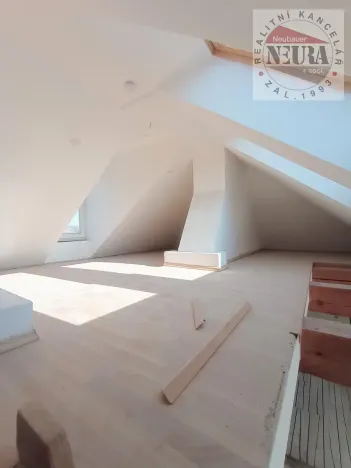 Prodej bytu 4+1, Praha - Dejvice, České družiny, 106 m2