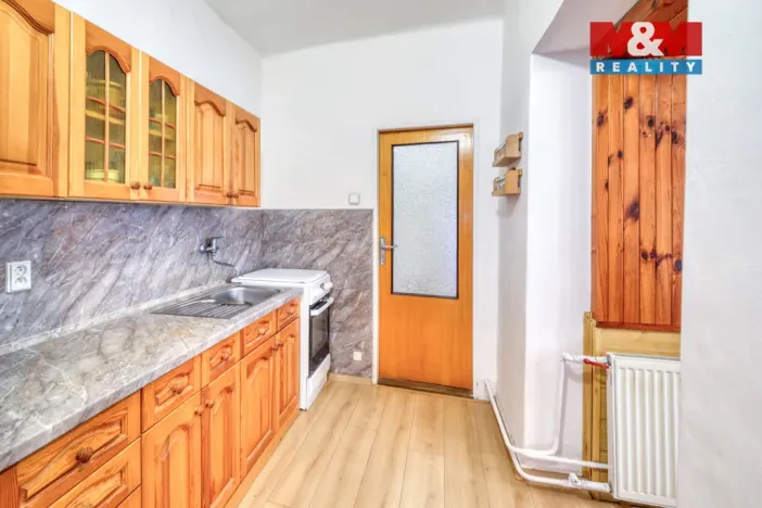 Prodej rodinného domu, Dobřany, Stromořadí, 86 m2