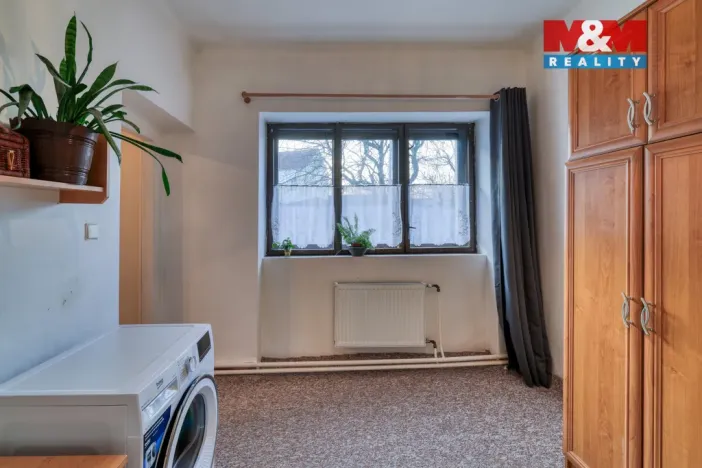 Prodej rodinného domu, Dobřany, Stromořadí, 86 m2