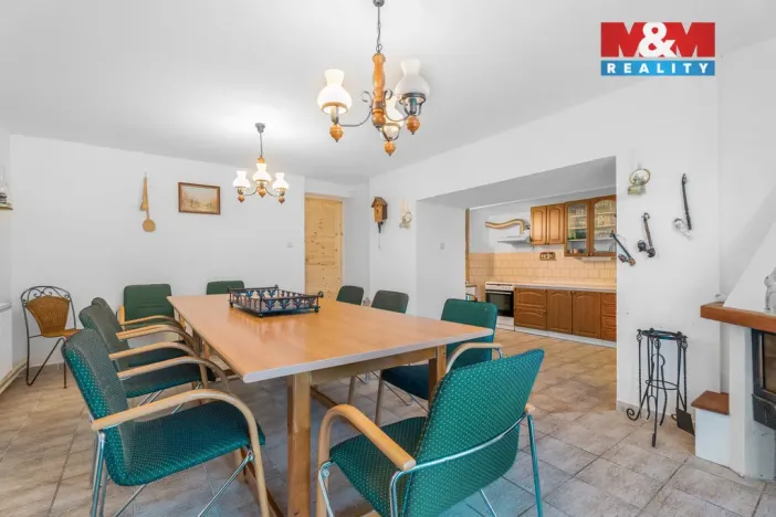 Prodej rodinného domu, Paseky nad Jizerou, 240 m2