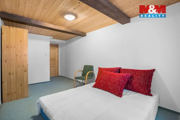 Prodej rodinného domu, Paseky nad Jizerou, 240 m2