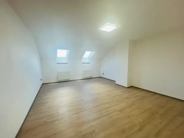 Pronájem bytu 3+kk, Praha - Smíchov, 110 m2