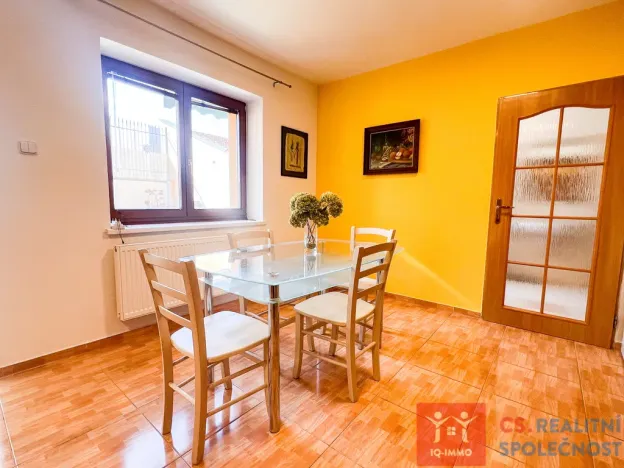 Prodej rodinného domu, Znojmo, Na Záhumenkách, 150 m2