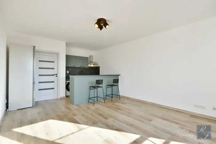 Pronájem bytu 1+kk, Chlumec, Stradovská, 32 m2