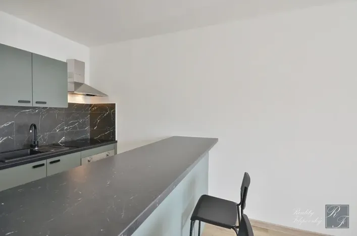 Pronájem bytu 1+kk, Chlumec, Stradovská, 32 m2