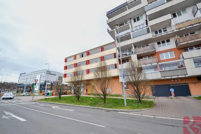 Prodej bytu 1+kk, Praha - Vysočany, Podkovářská, 39 m2