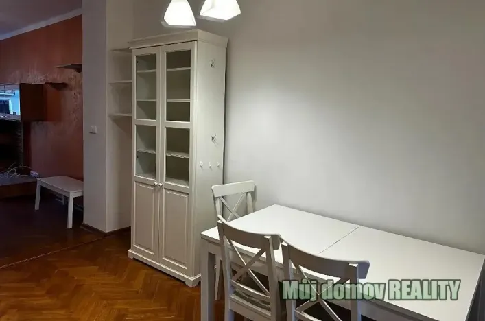 Pronájem bytu 3+1, Praha - Břevnov, Bělohorská, 80 m2