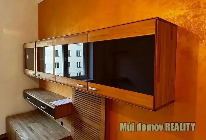 Pronájem bytu 3+1, Praha - Břevnov, Bělohorská, 80 m2