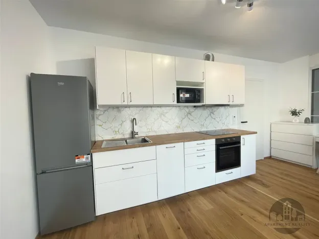 Pronájem bytu 2+kk, Praha - Košíře, Starokošířská, 40 m2