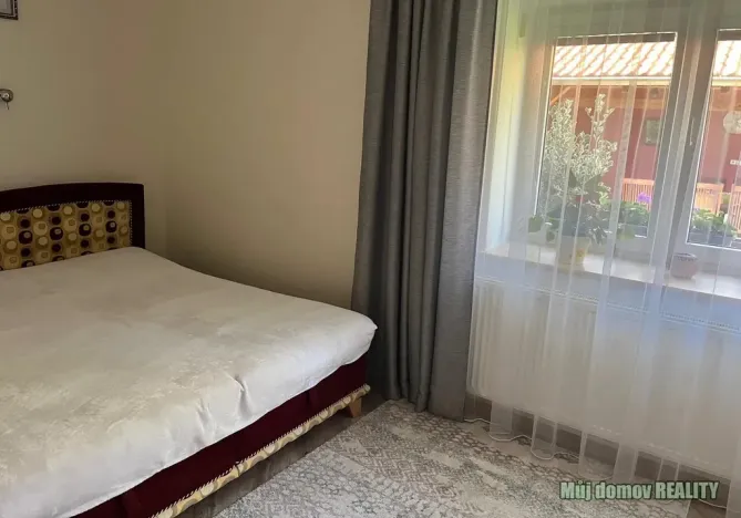 Pronájem bytu 2+1, Praha - Čakovice, Schoellerova, 76 m2