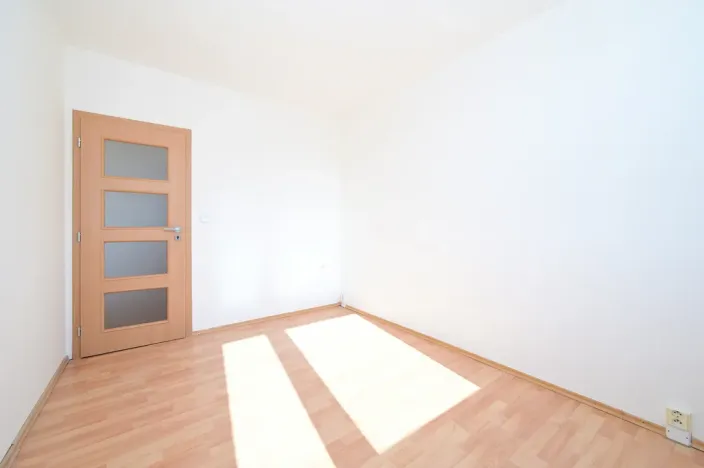 Pronájem bytu 2+kk, Praha - Bohnice, Zelenohorská, 42 m2