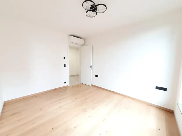 Pronájem bytu 2+kk, Praha - Břevnov, U Petřin, 55 m2