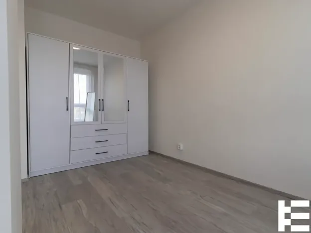 Pronájem bytu 1+kk, Kralupy nad Vltavou, Nádražní, 38 m2