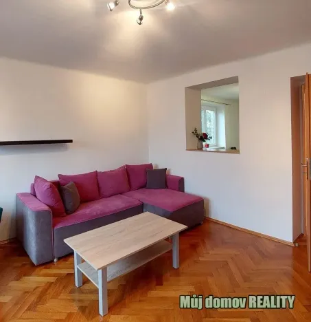 Pronájem bytu 2+1, Praha - Dejvice, Na Šťáhlavce, 61 m2